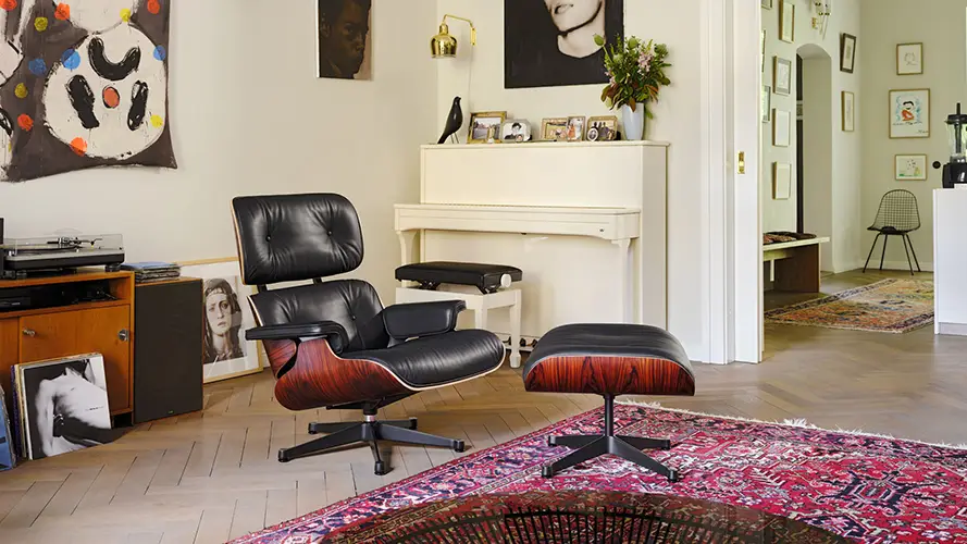 Lounge Chair by Charles & Ray Eames - 8