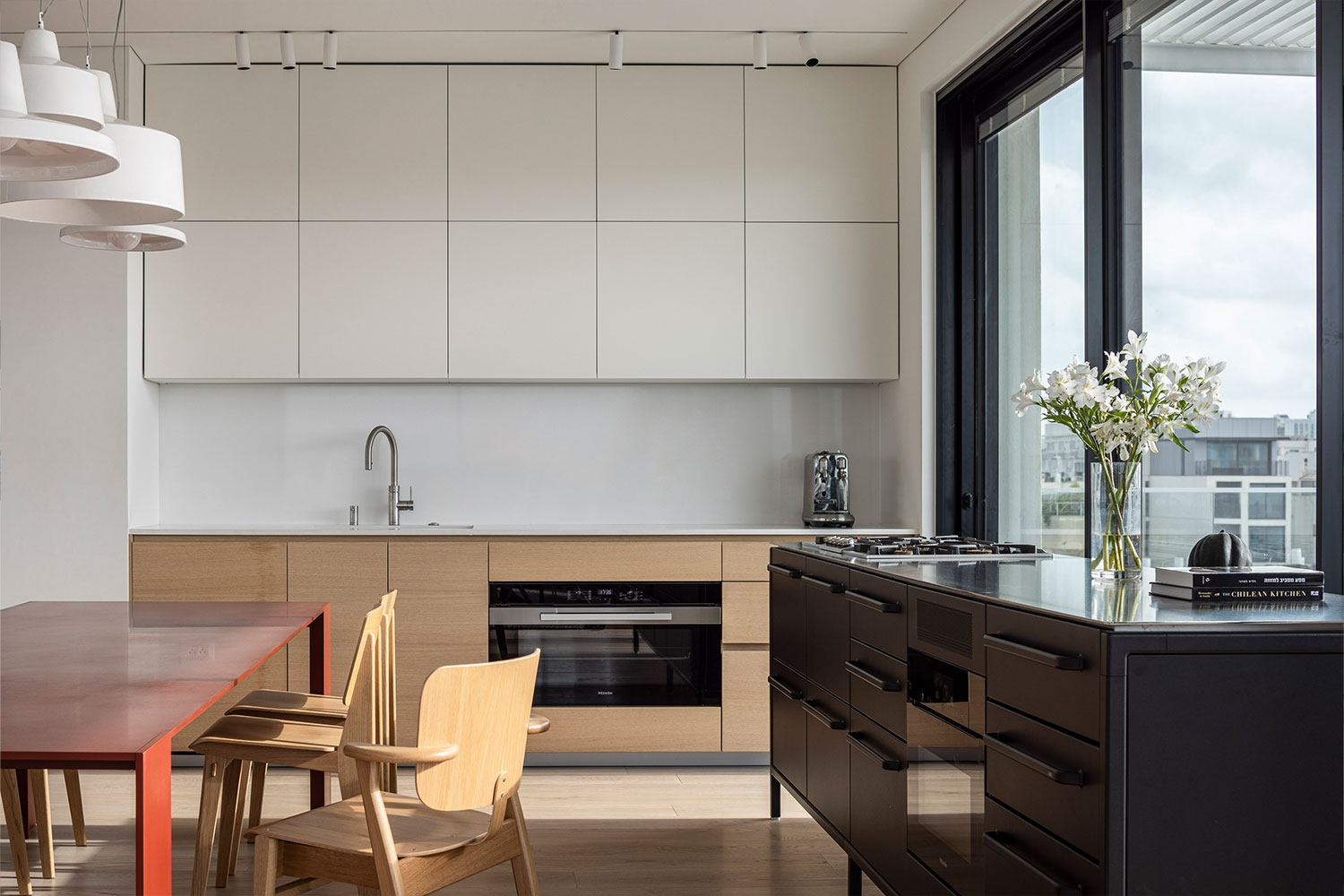 M APARTMENT