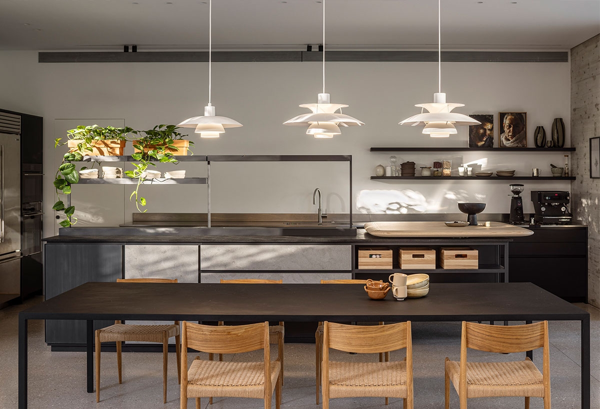 Terracotta patio house