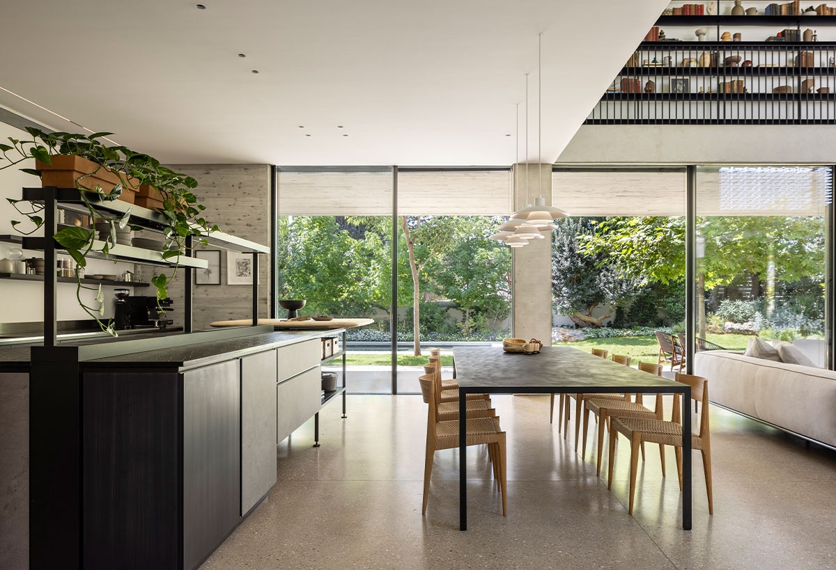 Terracotta patio house