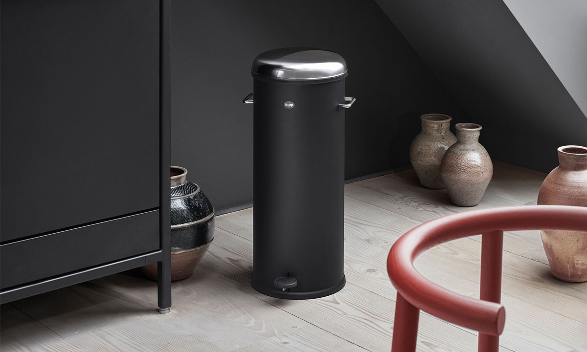 Pedal bin 30 L / 8 gal