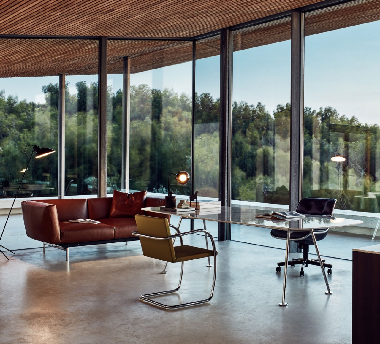 Grasshopper™ Dining Table