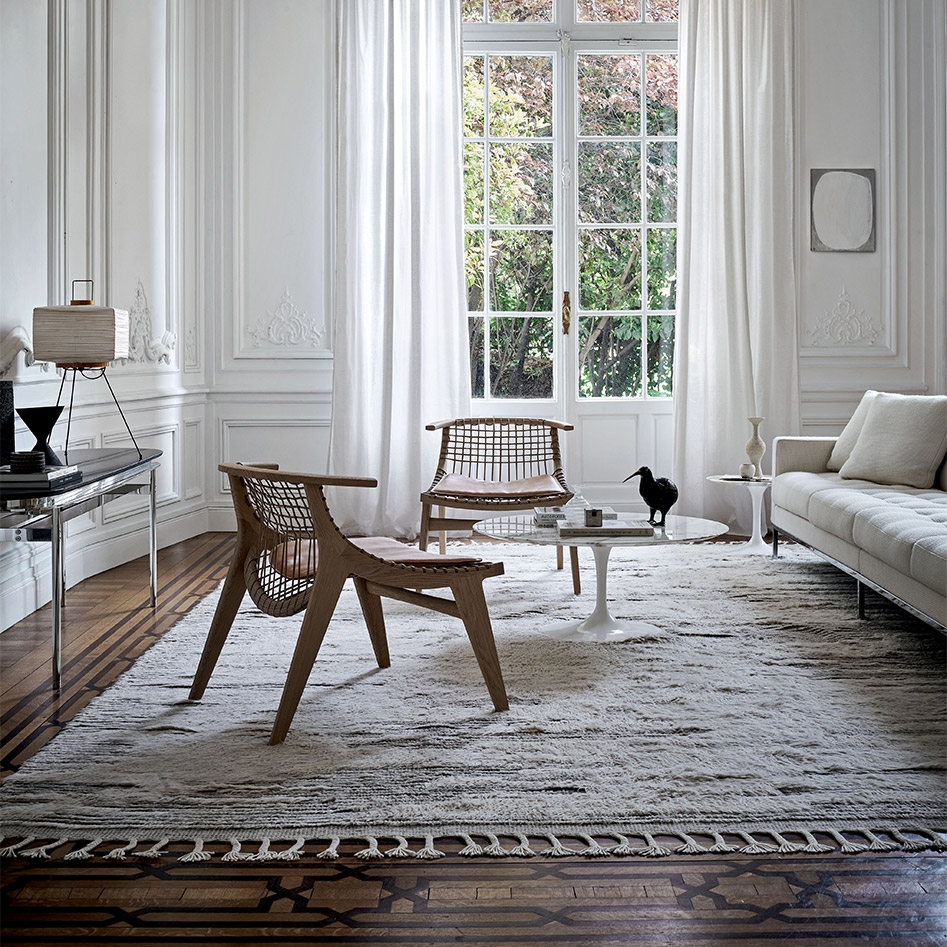 KLISMOS lounge chair